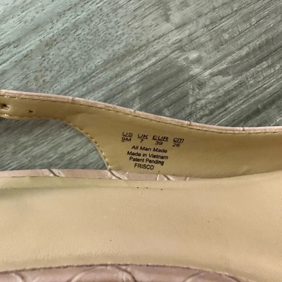 Naturalizer pointed toe kitty heels size 9 - Picture 5 of 5